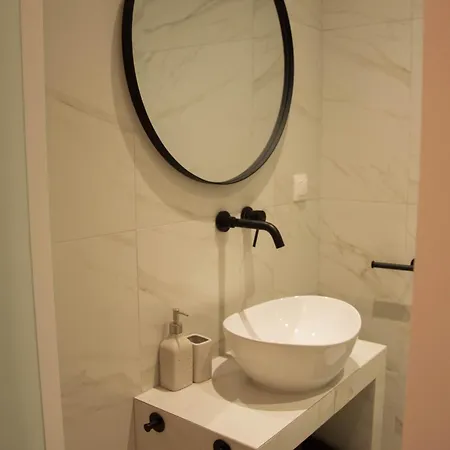 Aristidis Apartment